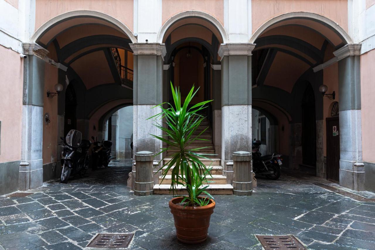 Bella Domus Suites Salerno Exterior foto